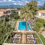 Aeolos Boutique & Aparthotel Kalamákion