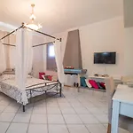Aeolos Boutique & 4*