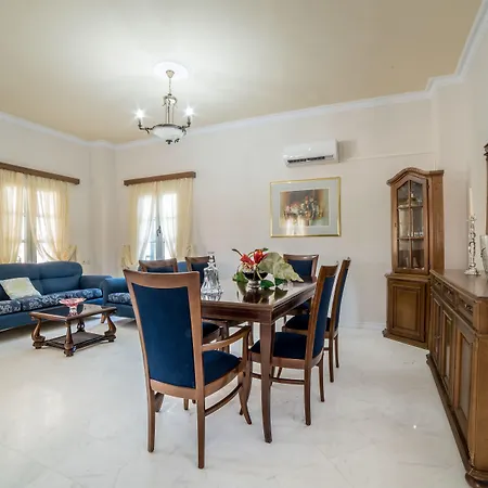 Aeolos Boutique & Apart-hotel Kalamákion