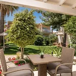 Aeolos Boutique & 4*