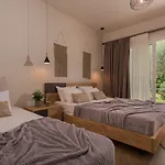 Aparthotel Aeolos Boutique & 4*