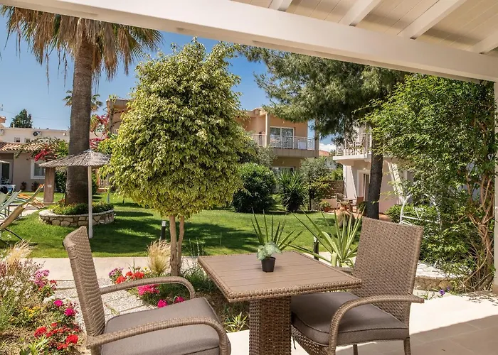 Aeolos Boutique & 4*