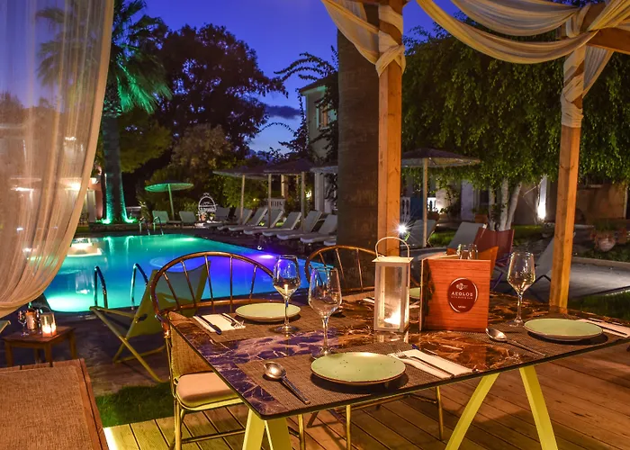 מלון דירות Aeolos Boutique &