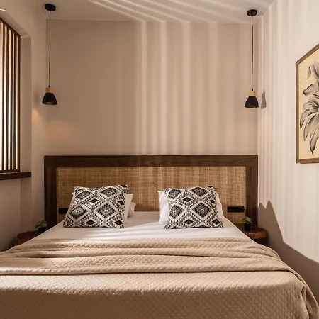 Aparthotel Aeolos Boutique & 4*