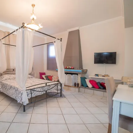 Aeolos Boutique & 4*