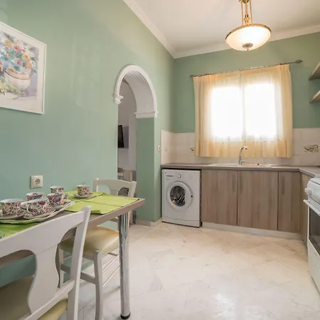 Aeolos Boutique & 4*