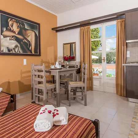 Aeolos Boutique & 4*