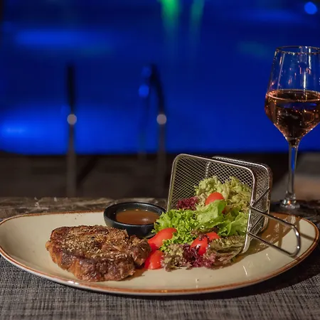 Apartahotel Aeolos Boutique & 4*