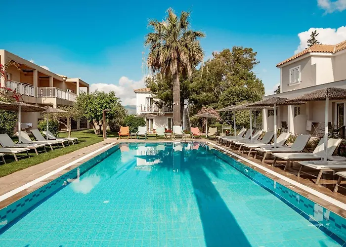 Aeolos Boutique & 4* Kalamákion