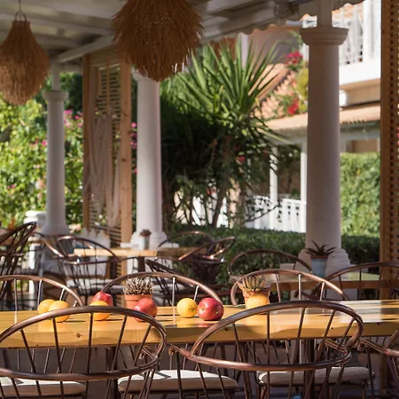 Aeolos Boutique & 4*
