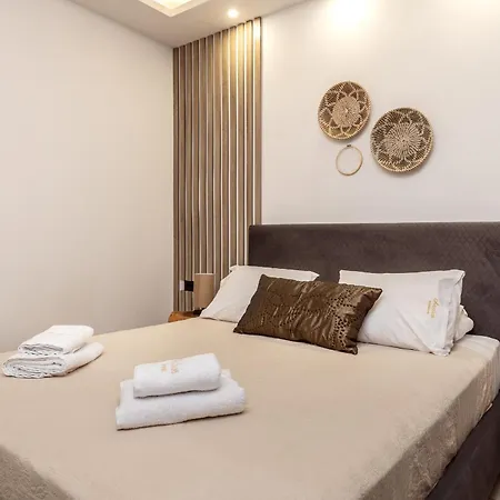 Aparthotel Aeolos Boutique & 4*